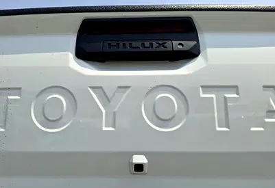 2026 Toyota HILUX — миниатюра 19