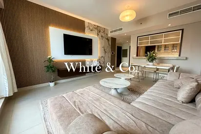 Boulevard View | Upgraded | Vacant now