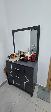 Bed set with bed , 2 side tables and dressing table