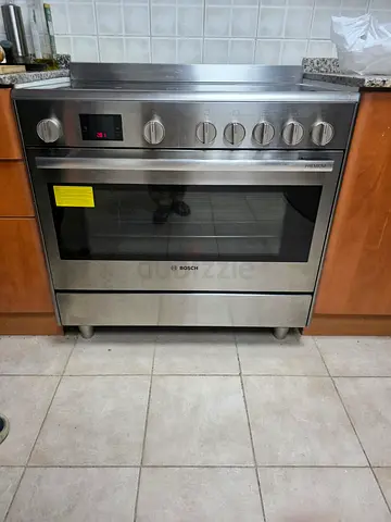 Bosch Series6 Digital Electric Cooker 90cm latest model