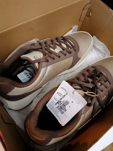 Sneakers new