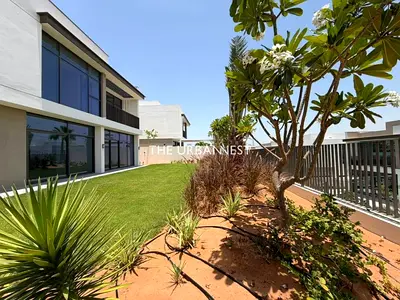 Landscaped | Elevated Plot | Vacant | Type D