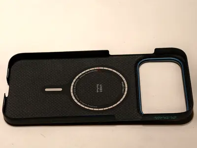 Pitaka iPhone 17 Pro Max