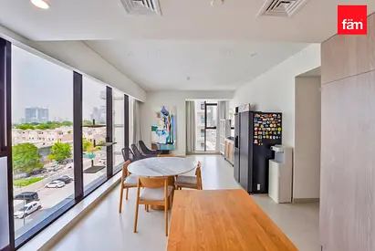 BrandNew, Modern 2 Bed Apartment Selling On Op !!