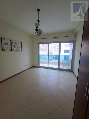 Dubai Marina -Spacious Studio For Rent - Marina Diamond 3- Prime Location- Next to Metro