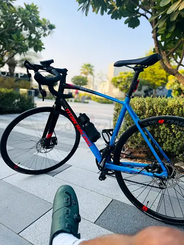 Road Bike in Good Condition - Medium Frame