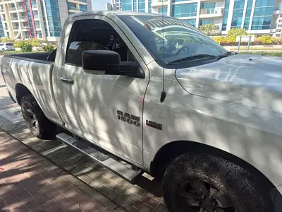 Well Maintained 2015 Dodge Ram 1500 SLT GCC Specs
