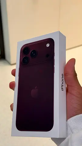Brand new sealed iPhone 18 Pro Max (Burgundy) - 512gb