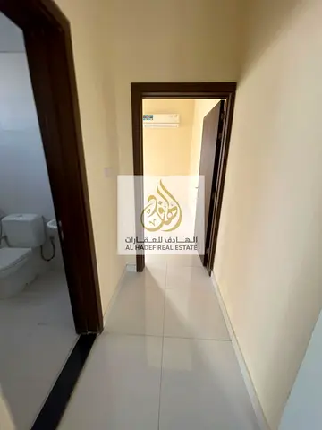 🏡 **للإيجار السنوي – غرفة وصالة في العالية | عجمان** 🔥 فرصة مميزة للسكن في شقة **غرفة وصالة أول ساكن** داخل بناية جديدة، تتميز بموقع حيوي في **منطق