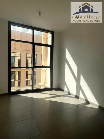 شقة في مشروع الممشى  غرفة وصالة + حمامين + باركنج مساحة: 784 قدم مربع جاهزة للتسليم  رقم الوحدة: Rb3 1brma2 سعر الشراء : 680 الف درهم