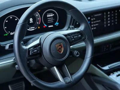 صورة 6 لـ 2024 Porsche CAYENNE