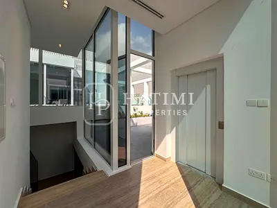 CORNER UNIT | 12 CHEQUES | GENUINE LISTING