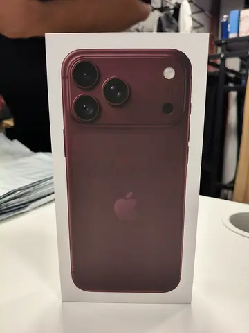 Iphone 18promax 512gb burgundy