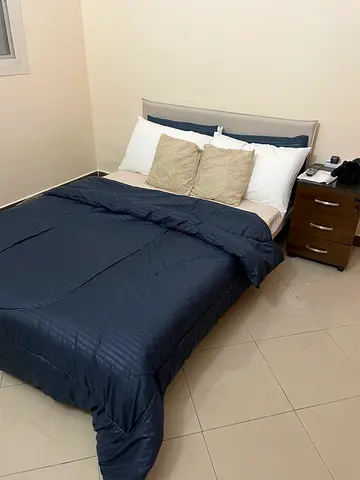 IKEA Queen Bed + Mattress (140x200)