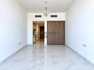 Spacious Living I Unfurnished I Ready to Move In