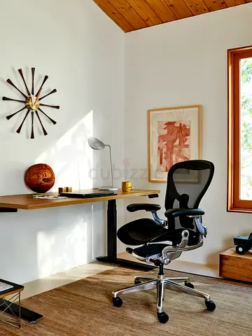 New Brand Remastered Herman Miller Aeron Graphite Chair Polished Aluminium Frame Size C Full Option