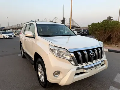 Toyota Prado VXR No Accident First Owner Model 2015 GCC Full Options.