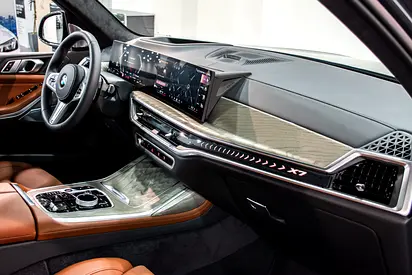 صورة 13 لـ 2026 BMW X7