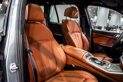 صورة 16 لـ 2026 BMW X5
