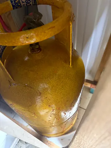 Gas Cylinder with Stove For Selling