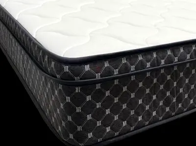 Queen size mattress in good condition
