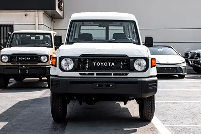 Toyota Land Cruiser 70 Series LC 78 AUTO DSL LX 2026 GCC Specs