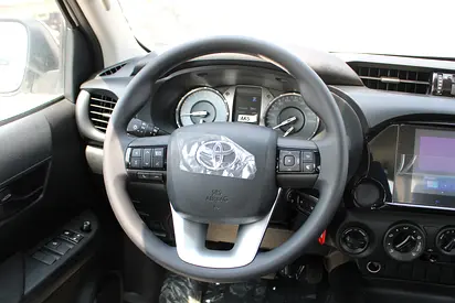 صورة مصغرة 8 لـ 2025 Toyota HILUX