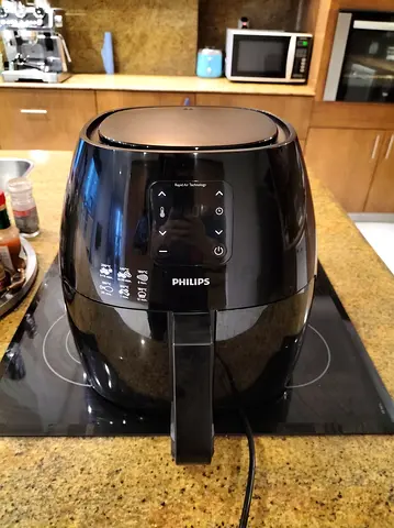 Philips Air Fryer - Large Basket, Good Working Condition