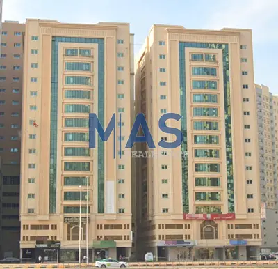 للبيع بناية استثمارية مكونة من بلوكين في النهدة – الشارقة