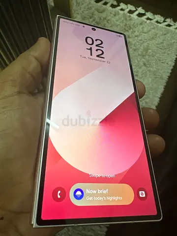 Samsung Galaxy smartphone in good working condition