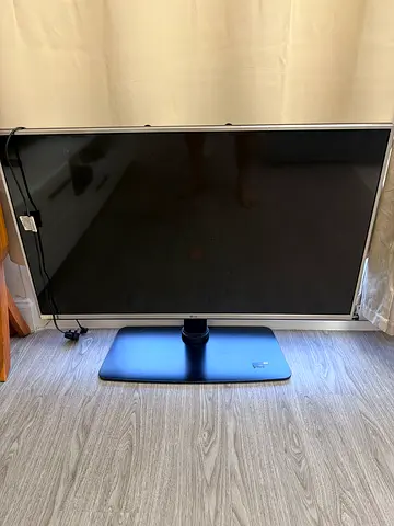 43 inch LG TV - Good Condition, Stand Included