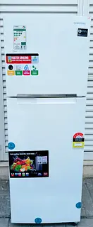 Samsung fridge for sale perfect cooling condition