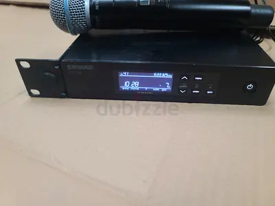 Shure Wireless Microphone System with Handheld Mic (Rackmount Receiver) shure QLXD4 with BETA58A