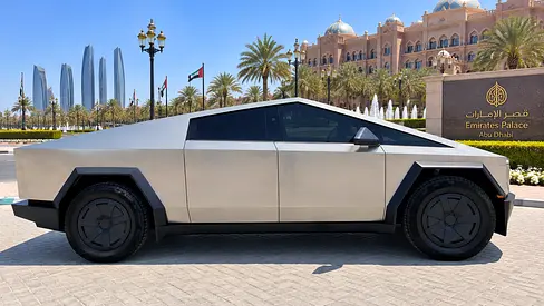 2026 Tesla CYBERTRUCK 照片 10