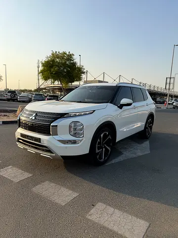 Mitsubishi Outlander High Line 2025 GCC Specs
