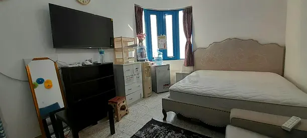Master Bedroom available for Indians