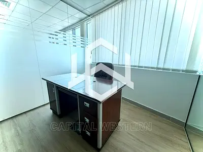 Canal View | 5 Glass Partitions | Furnished Office