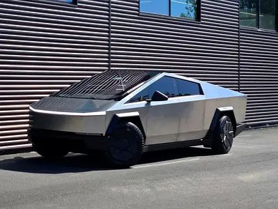 2026 Tesla CYBERTRUCK 照片 2