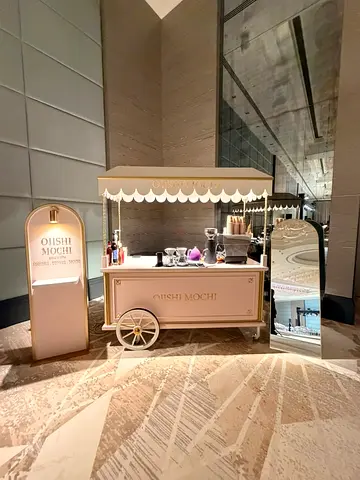 Custom Trolley Kiosk Design & Fabrication in UAE