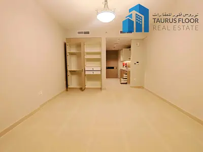 Huge Studio With Balcony|Near Metro Station