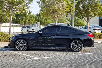 صورة 5 لـ 2019 BMW 4-SERIES