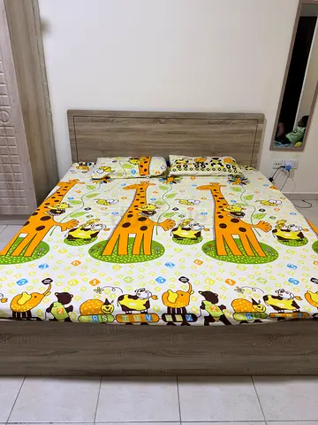 Wooden King Size Cot Bed Frame - Very Good Condition.