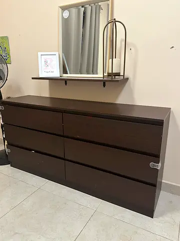 Dressing table for sale