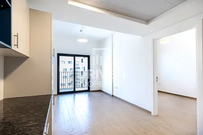 Well Maintained | Near Metro | Ready to Move In