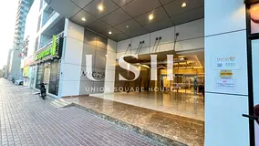 Near Marina Walk & Tram station | Vacant