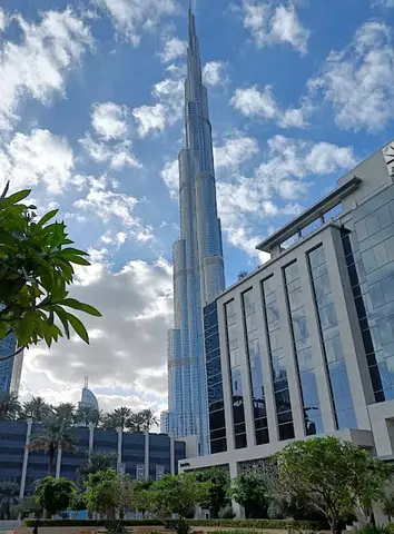 PREMIUM OFFICE | EMAAR SQUARE | READY TO OCCUPY
