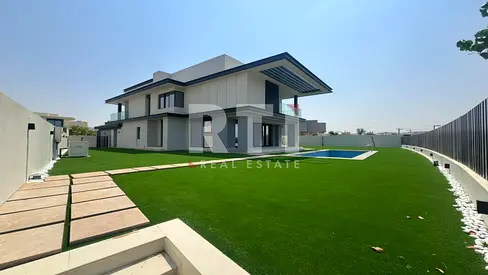 Brand New 5BR | Private Pool & Park View | Rooftop