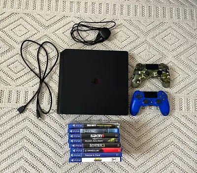 1TB PS4 WITH CDS