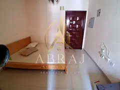 Lavish studio good building near all madina rent 18k