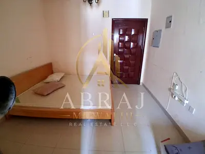 Lavish studio good building near all madina rent 18k